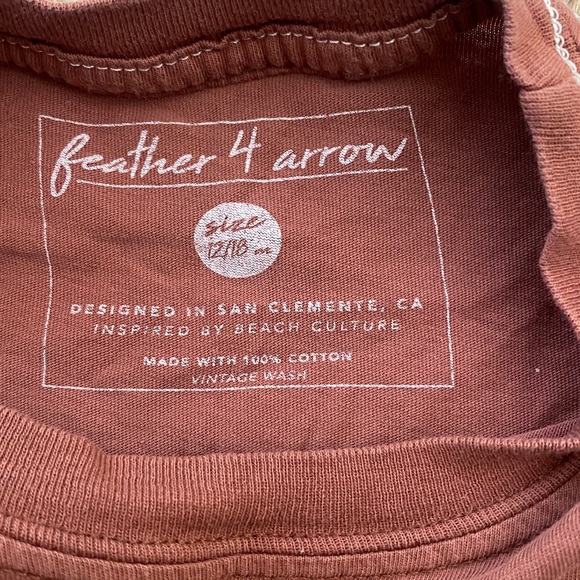 Feather 4 Arrow T-Shirt - Find Your Wild - Picture 3 of 5